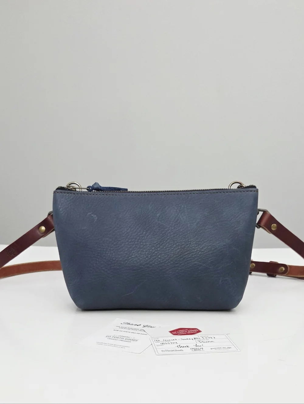 GO FORTH GOODS SMOKEY BLUE LARGE LEATHER ZIPPERED POUCH WITH GUSSET + STRAP